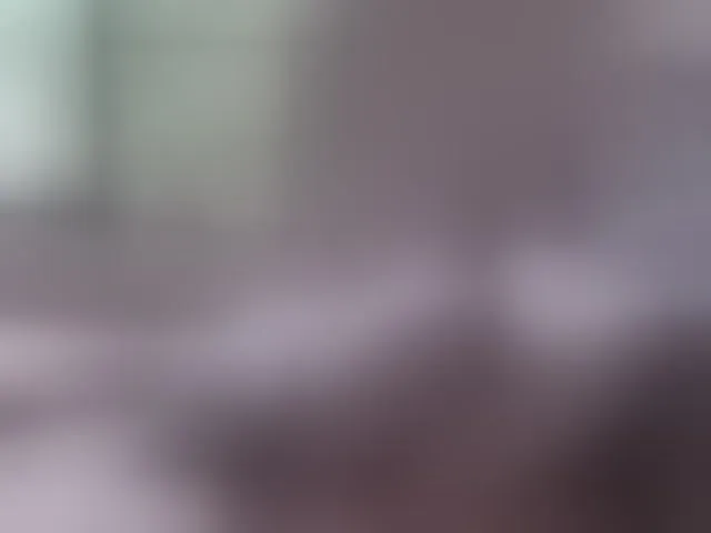 Live sex webcam photo for SallyeLeins #293999318