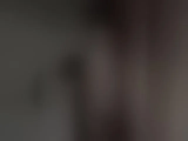 Live sex webcam photo for SallyeLeins #294007009