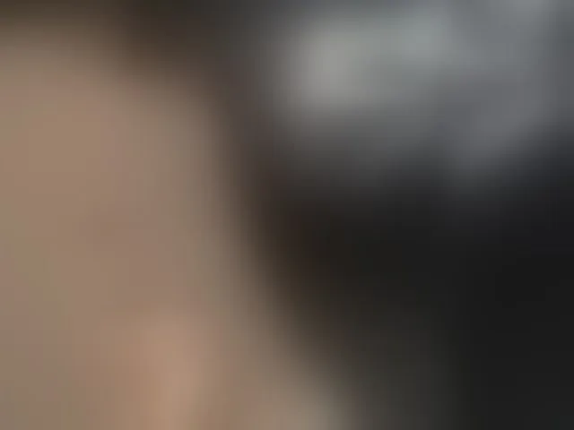 Live sex webcam photo for SallyeLeins #294014572