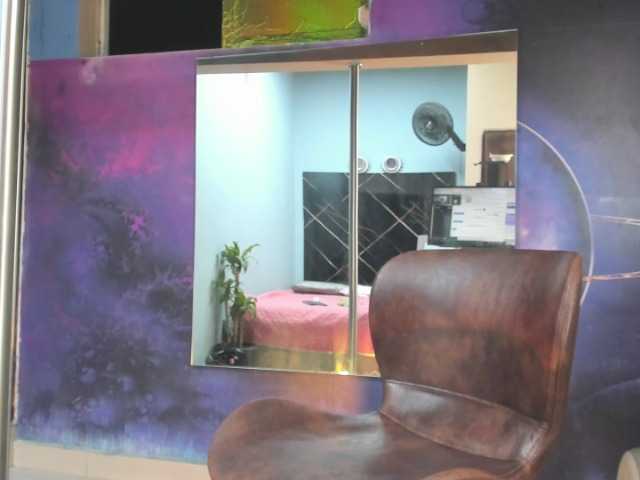 Live sex webcam photo for Sallymatrins #277879331