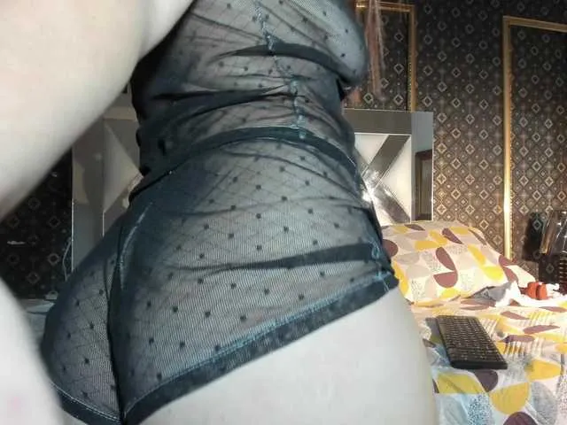 Live sex webcam photo for SalmaHayekx #277187124