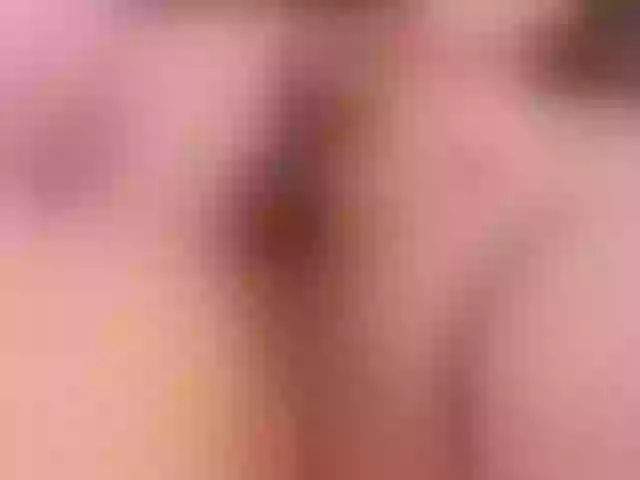 Live sex webcam photo for SaloHeaven #277516947