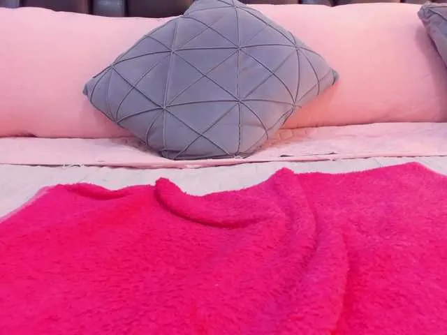 Live sex webcam photo for SaloHeaven #277523781