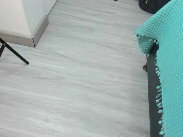 Live sex webcam photo for SaloHeaven #278070811
