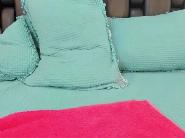 Live sex webcam photo for SaloHeaven #278166176