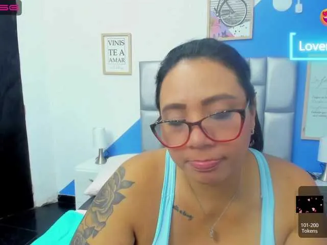 Live sex webcam photo for Salome-Knockers #275985228
