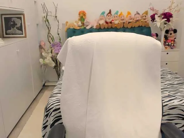 Live sex webcam photo for SalomeJade #291485618