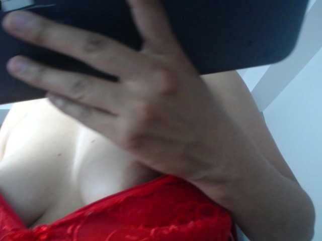 Live sex webcam photo for Saloome-- #275711091