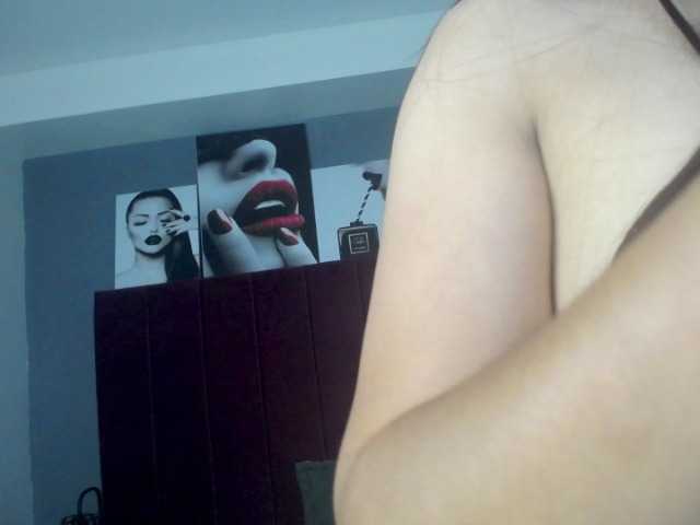 Live sex webcam photo for Saloome-- #275854469