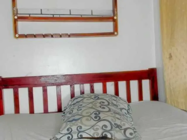 Live sex webcam photo for Sam9338 #290958415