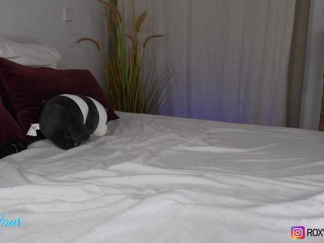 Live sex webcam photo for SamMargoMd #275941368