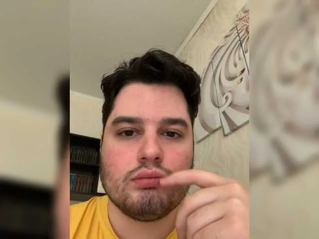 Live sex webcam photo for SamNorton #277697151