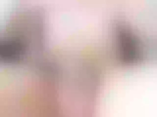 Live sex webcam photo for SamPetherson #289637922