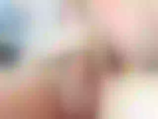 Live sex webcam photo for SamPetherson #289703607