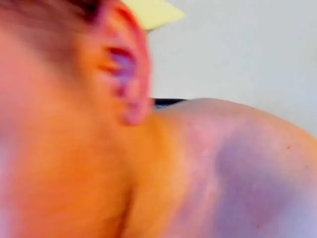 Live sex webcam photo for SamPetherson #290479630