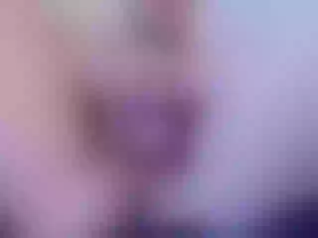 Live sex webcam photo for SamPetherson #290952310