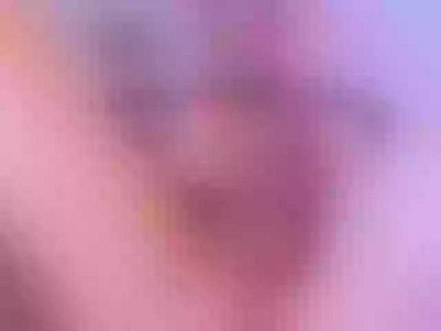 Live sex webcam photo for SamPetherson #291016211