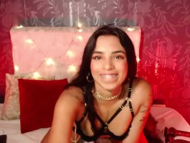 Live sex webcam photo for SamRoma1 #274816656