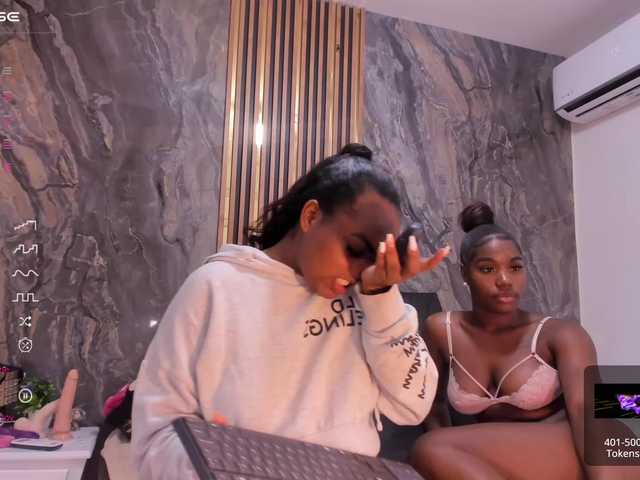 Live sex webcam photo for SamYKaytlin #276860437