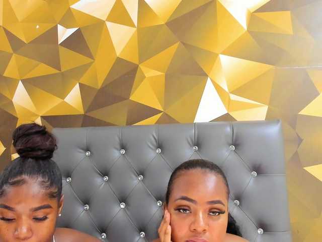 Live sex webcam photo for SamYKaytlin #277850504