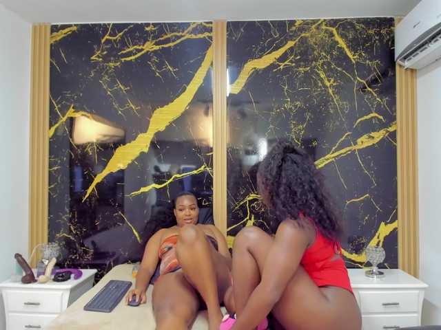 Live sex webcam photo for SamYKaytlin #290468210