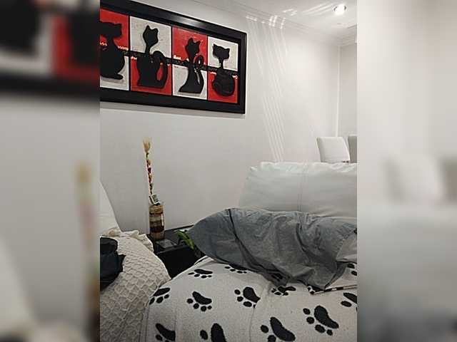 Live sex webcam photo for SamandVane #275553573