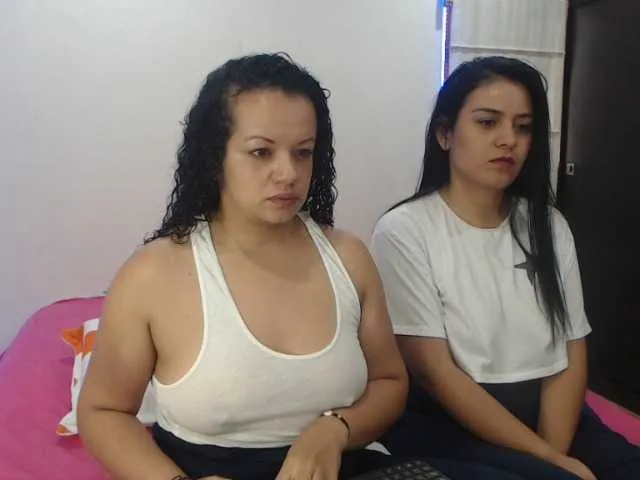 Live sex webcam photo for SamandVane #278100860