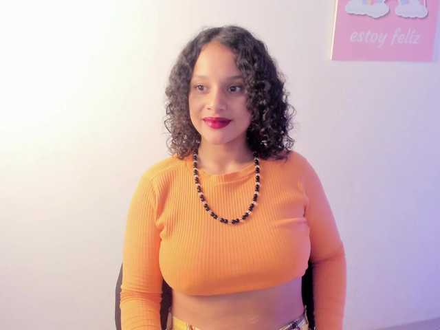 Live sex webcam photo for Samanta-A #277776856