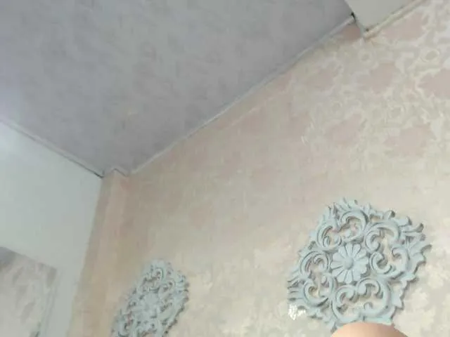 Live sex webcam photo for Samanta-Jefer #273412907