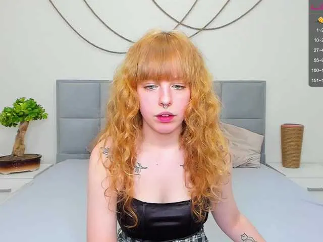 Live sex webcam photo for SamantaDouws #272673571