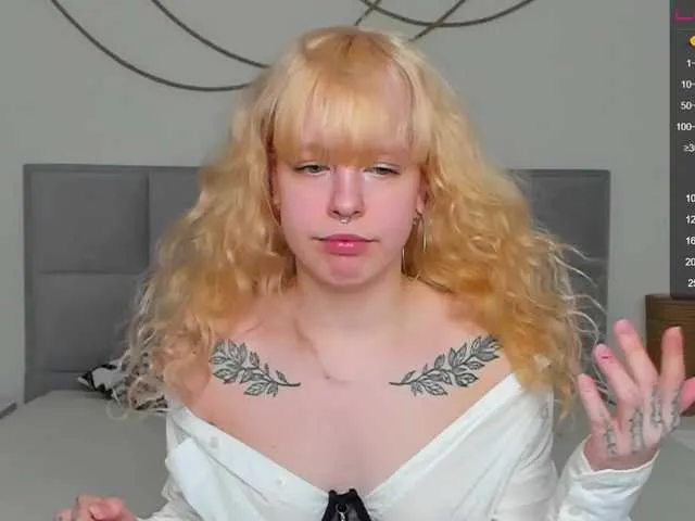 Live sex webcam photo for SamantaDouws #272906308