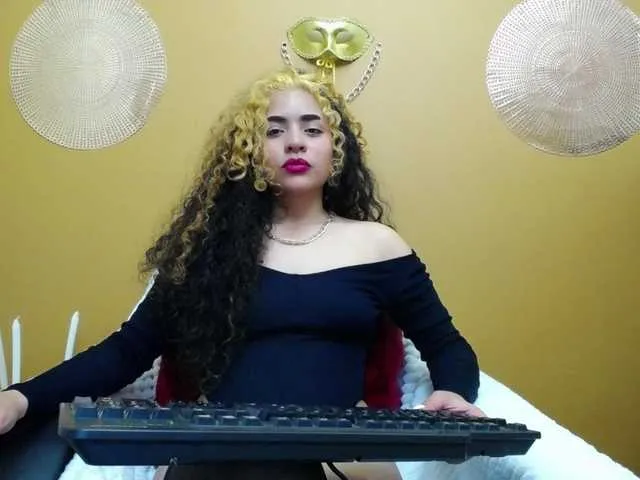 Live sex webcam photo for SamantaHegazy #272140705