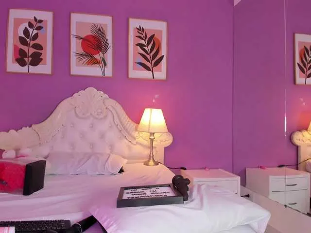 Live sex webcam photo for SamantaKane #291464382