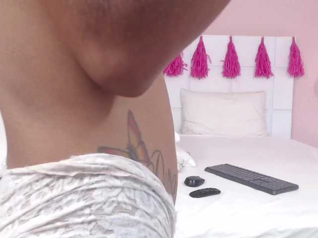 Live sex webcam photo for SamantaPitt #272193001