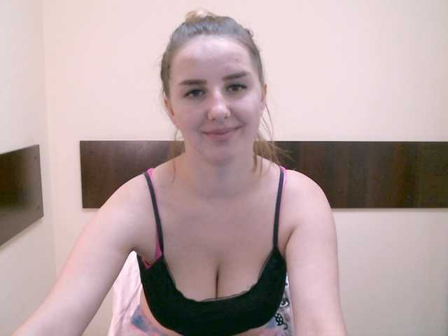 Live sex webcam photo for Samantad #271712403