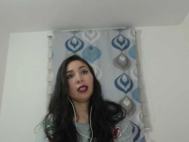 Live sex webcam photo for Samantha-tay #273791373