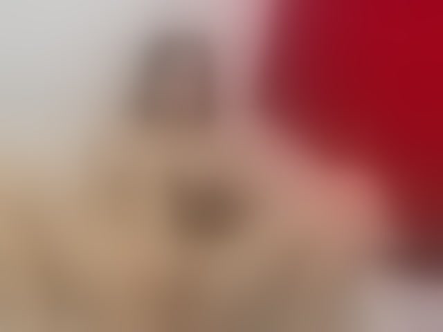 Live sex webcam photo for SamanthaCastell13 #290700976