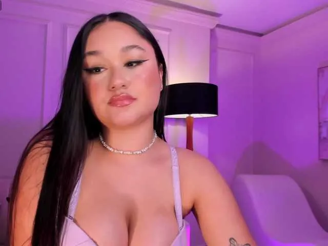 Live sex webcam photo for SamanthaConnor #277924274