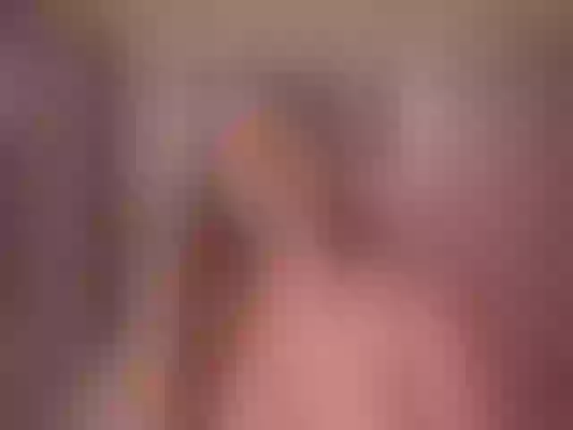 Live sex webcam photo for SamanthaConnor #287570285