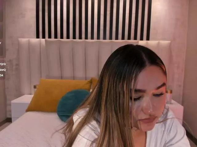 Live sex webcam photo for SamanthaConnor #291619335