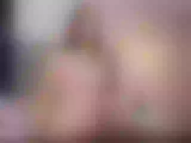 Live sex webcam photo for SamanthaGrey #273858465