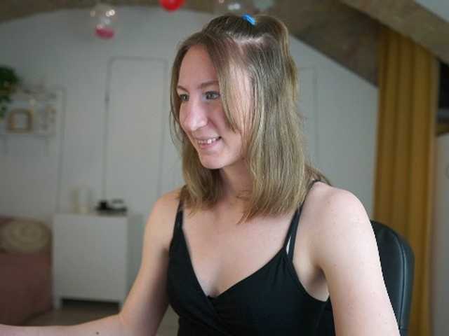 Live sex webcam photo for SamanthaSaint18 #277442305