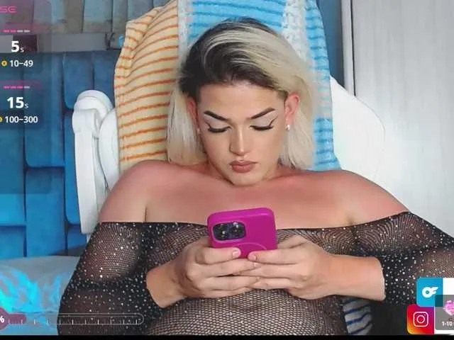 Live sex webcam photo for Samanthamonsal #291637617