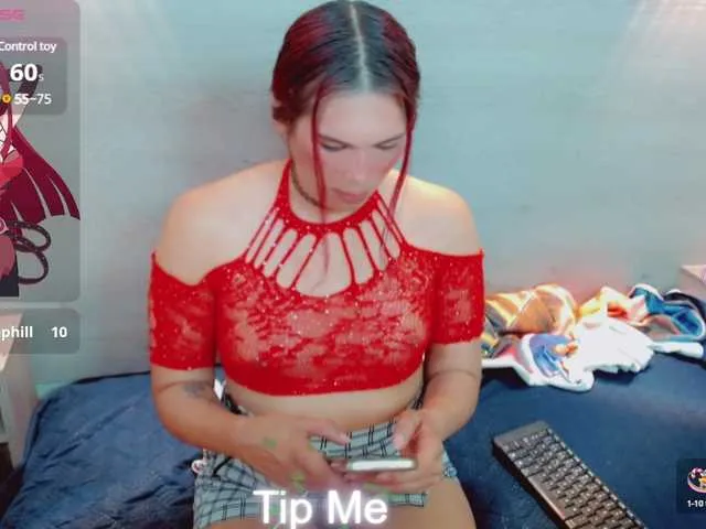 Live sex webcam photo for Samanthastarth #290800467