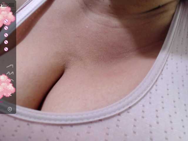 Live sex webcam photo for Samantta-Jone #273044217