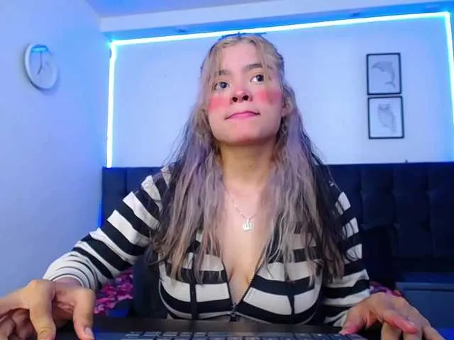 Live sex webcam photo for Samanttha-sex #274110226