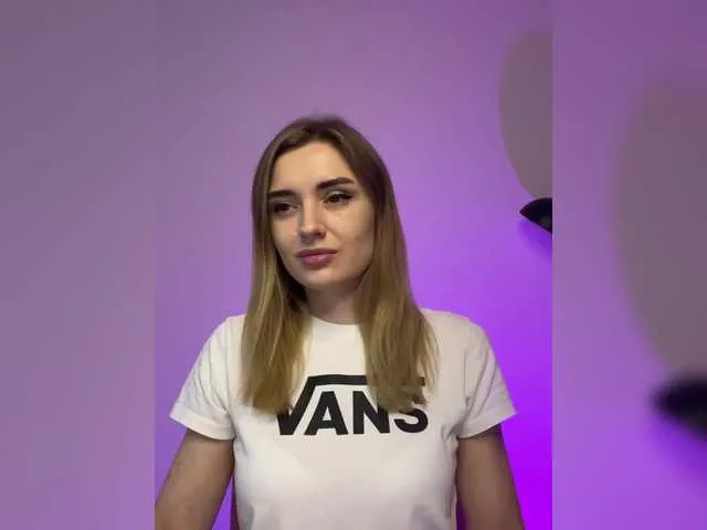 Live sex webcam photo for Samara9Morgan #278286002