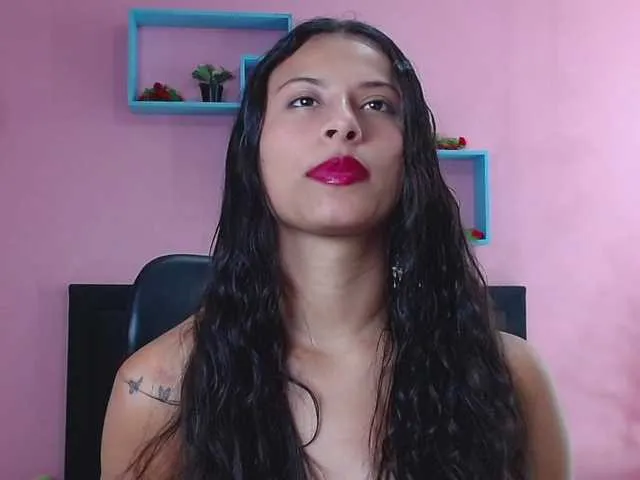 Live sex webcam photo for SamaraCortez #277043165