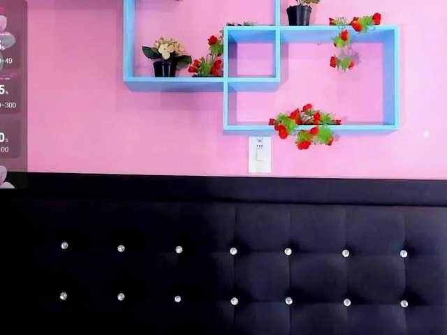 Live sex webcam photo for SamaraCortez #278074399