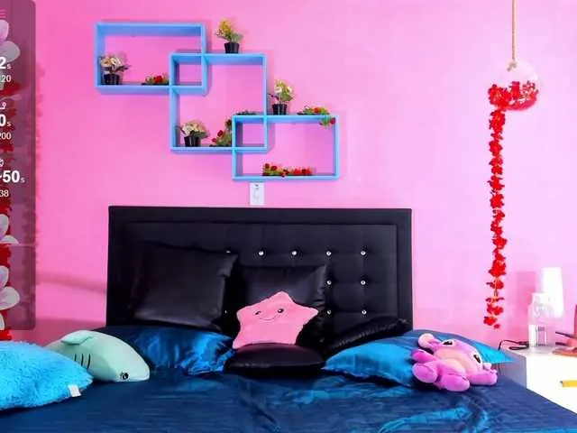 Live sex webcam photo for SamaraCortez #278291730